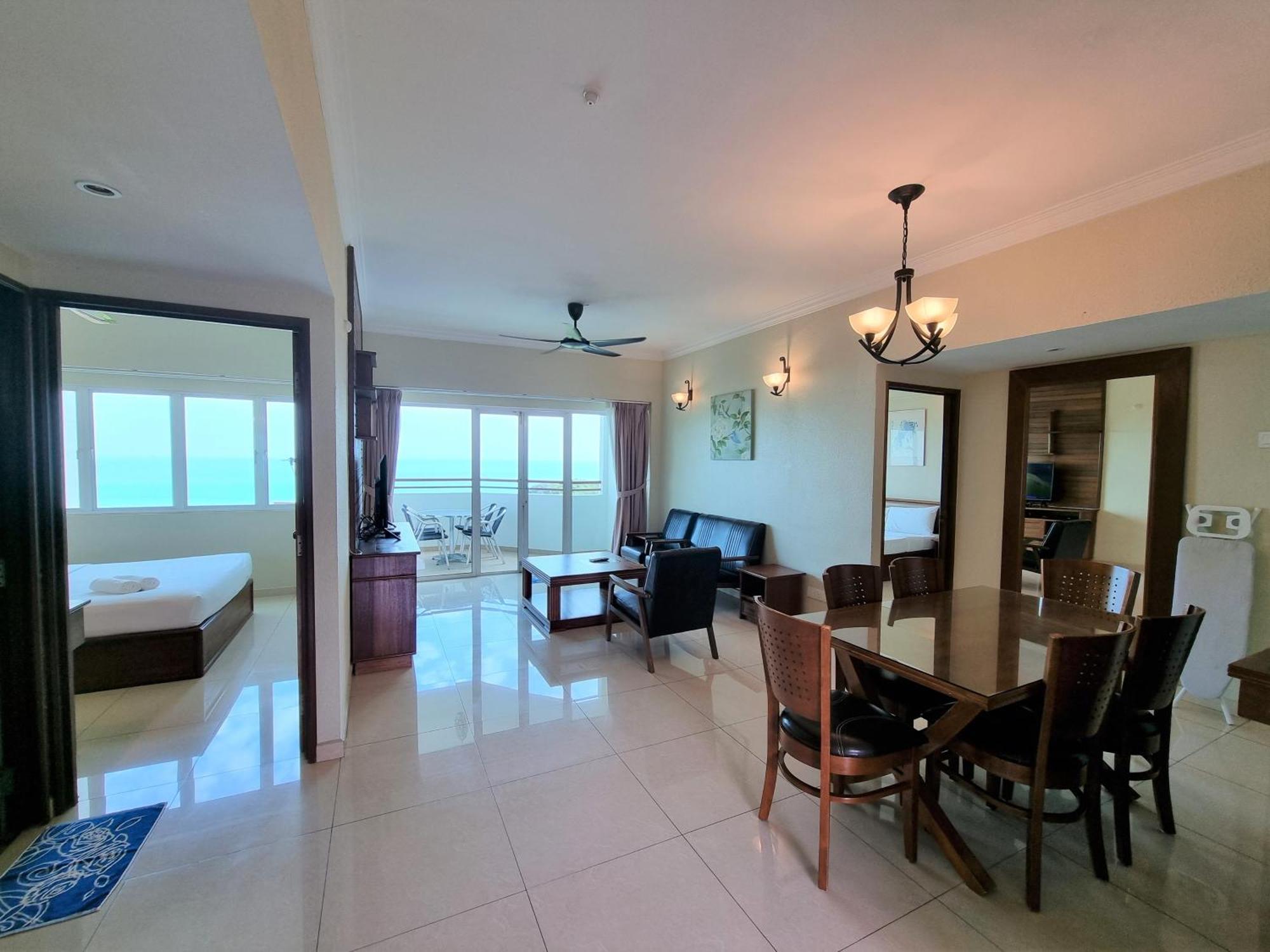 Green Ocean Seaview Apartment Batu Feringgi Buitenkant foto