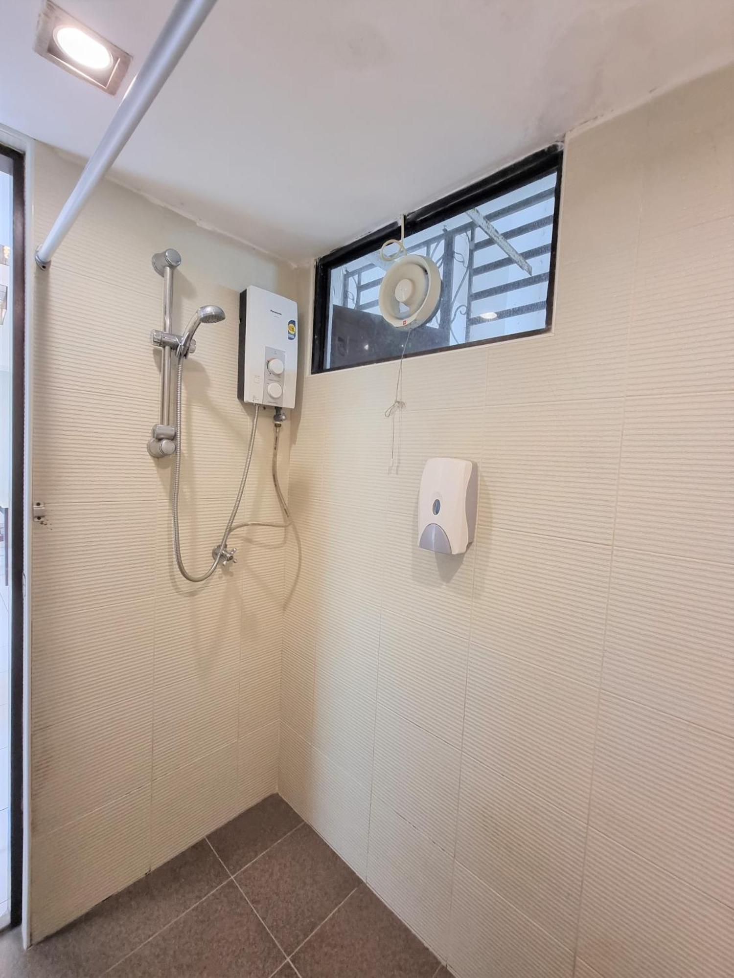 Green Ocean Seaview Apartment Batu Feringgi Buitenkant foto