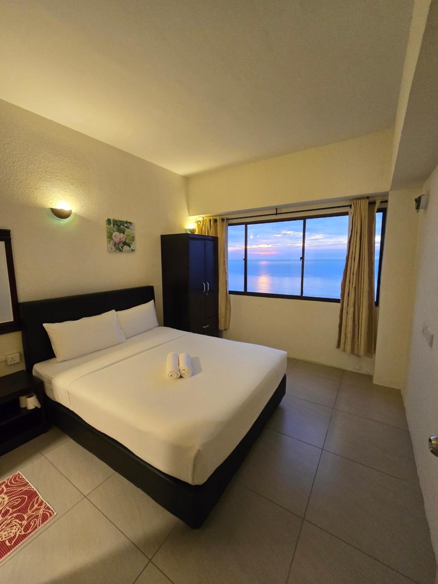 Green Ocean Seaview Apartment Batu Feringgi Buitenkant foto