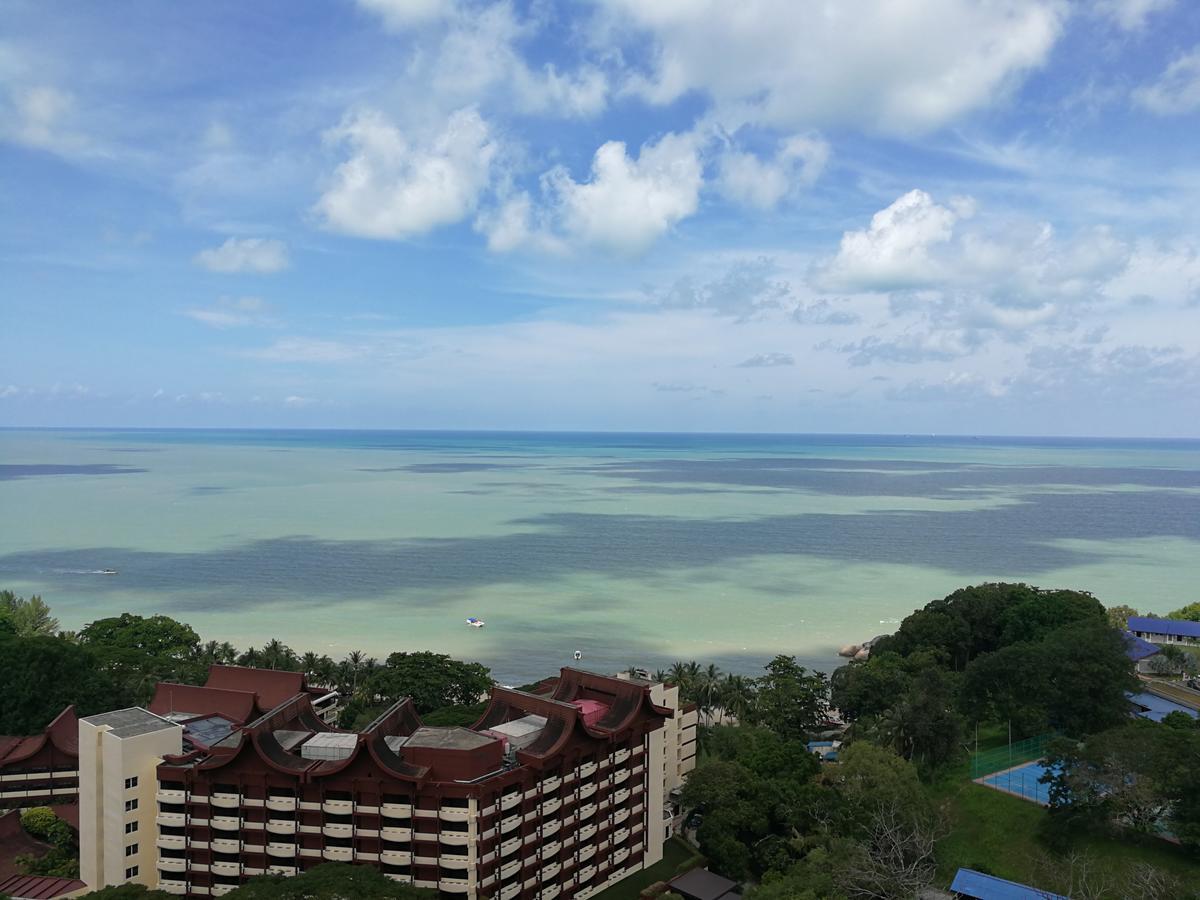 Green Ocean Seaview Apartment Batu Feringgi Buitenkant foto